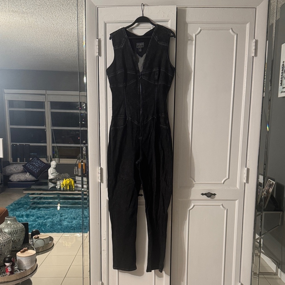 Guess Black Sleeveless Jumpsuit